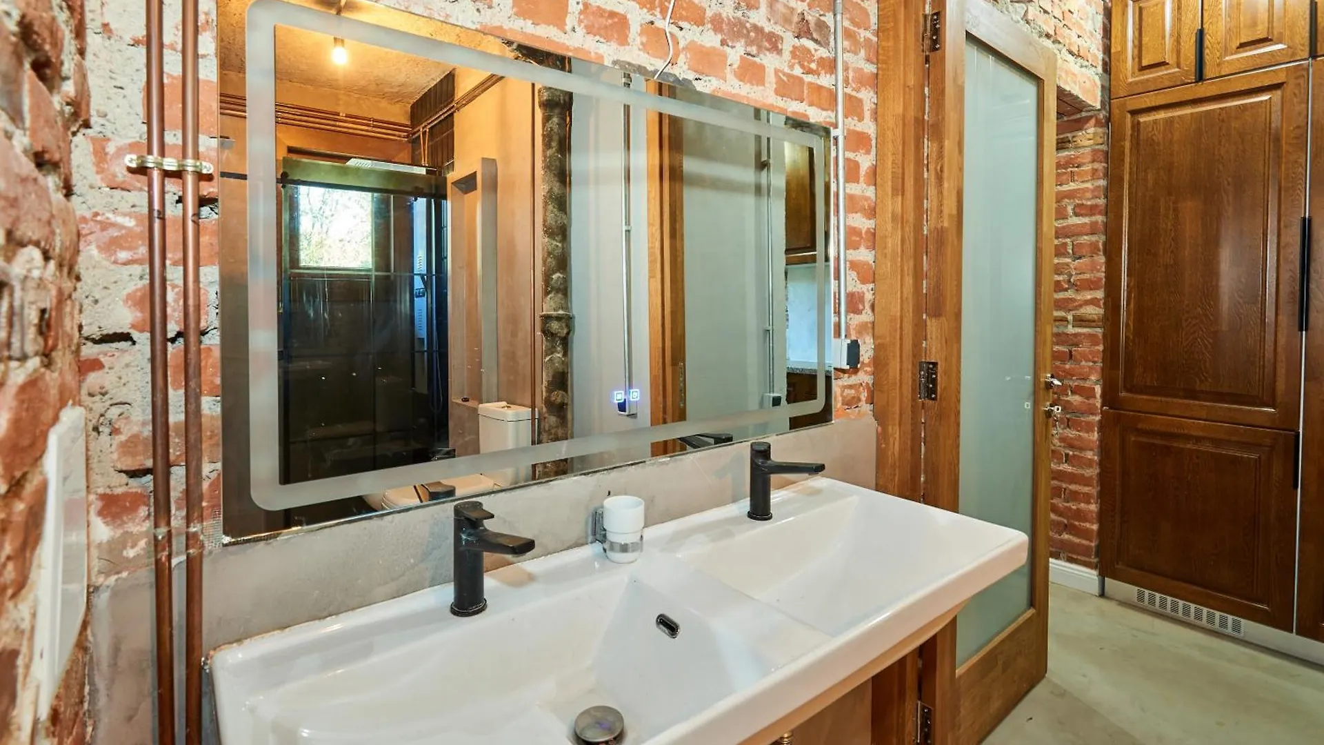 Chic Stay - Free Netflix, Coffee & Water Included Bukarest 0*,